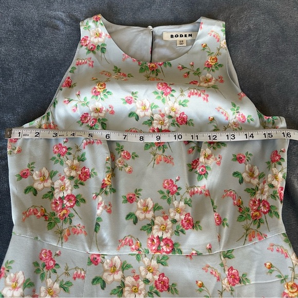 Boden Fit-And-Flare Pastel Blue Sleeveless Floral Midi Dress Size 4 - Picture 16 of 16